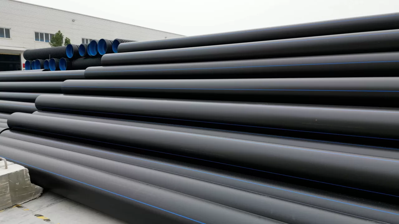 Welding and Laying of PE Pipe in AD
