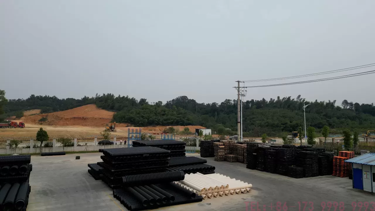 克拉管是否采用 hdpe 材质及湖北公元建材相关服务